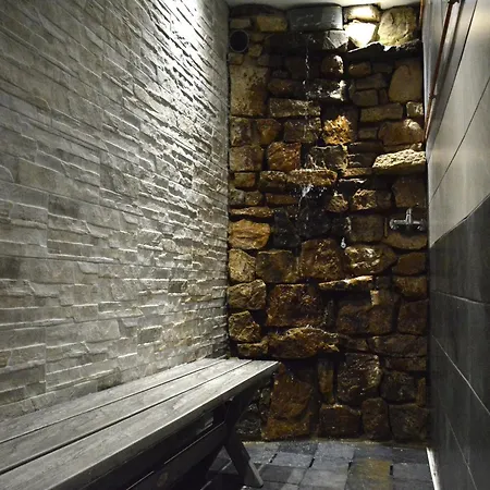 Group With Sauna, Cleaning Included * Amonines