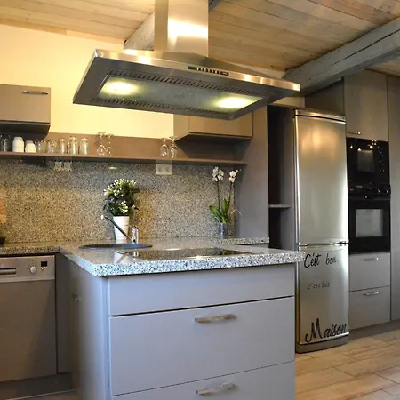 Grand In Erezee With Sauna, Cleaning Included Hébergement de vacances *